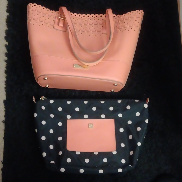 ANNE KLEIN CORAL EYELET TOTE BAG - Picture 9 of 10